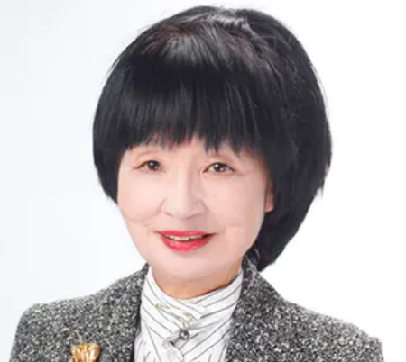 代表 南知子